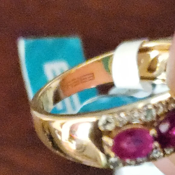 EFFY, Ruby and Diamond ring I n 14K yellow gold. - Picture 4 of 4